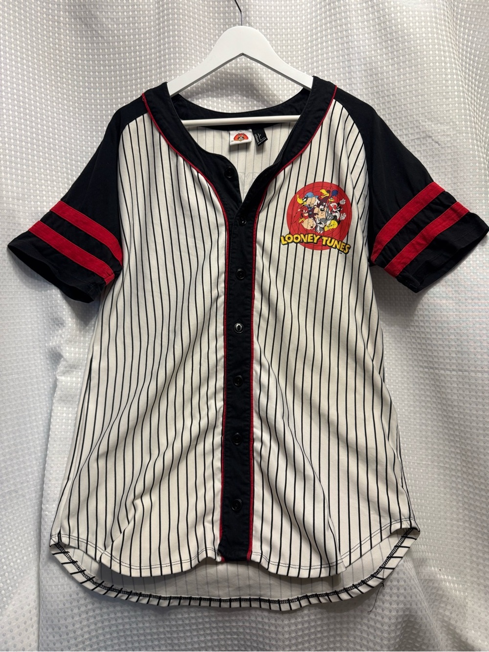 Warner Bros. Black, White & Red Looney Tunes Pinstripe Baseball Shirt